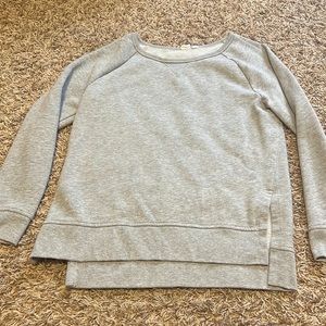 Gap Gray Women’s Sweatshirt-Size Small